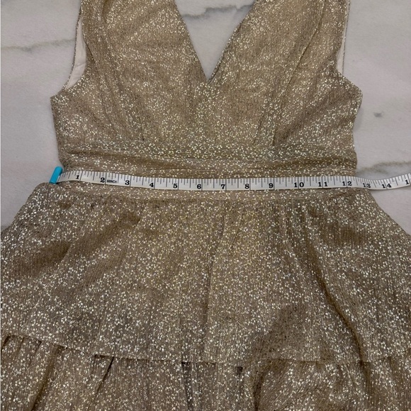 Lilly Pulitzer Faye Dress Size XS Gold Metallic Ruffles NWT - Picture 4 of 15
